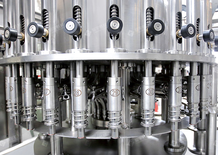 三合一乳飲品灌裝機 三合一乳飲品灌裝機